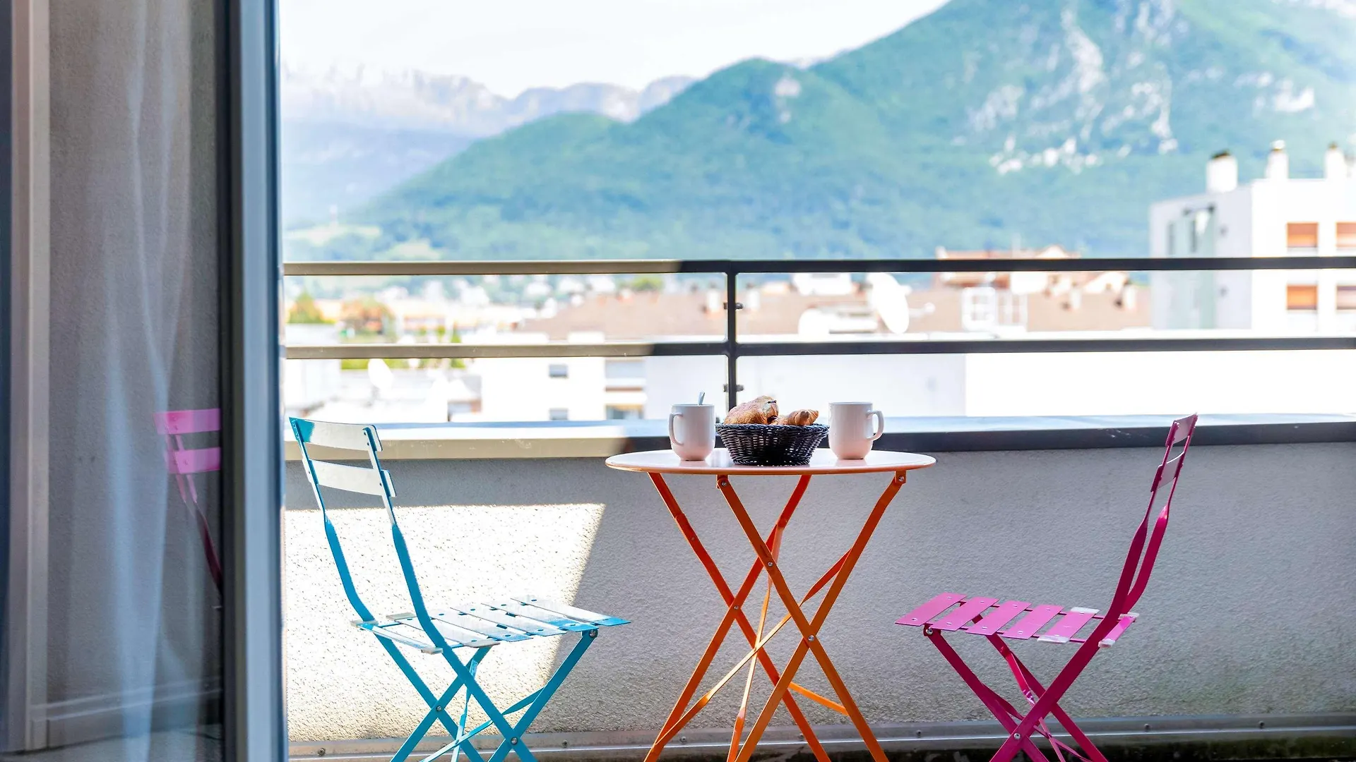 Aparthotel Adagio Annecy Centre 4*,