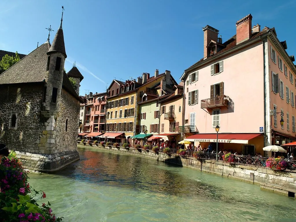 ****  Aparthotel Adagio Annecy Centre Frankreich